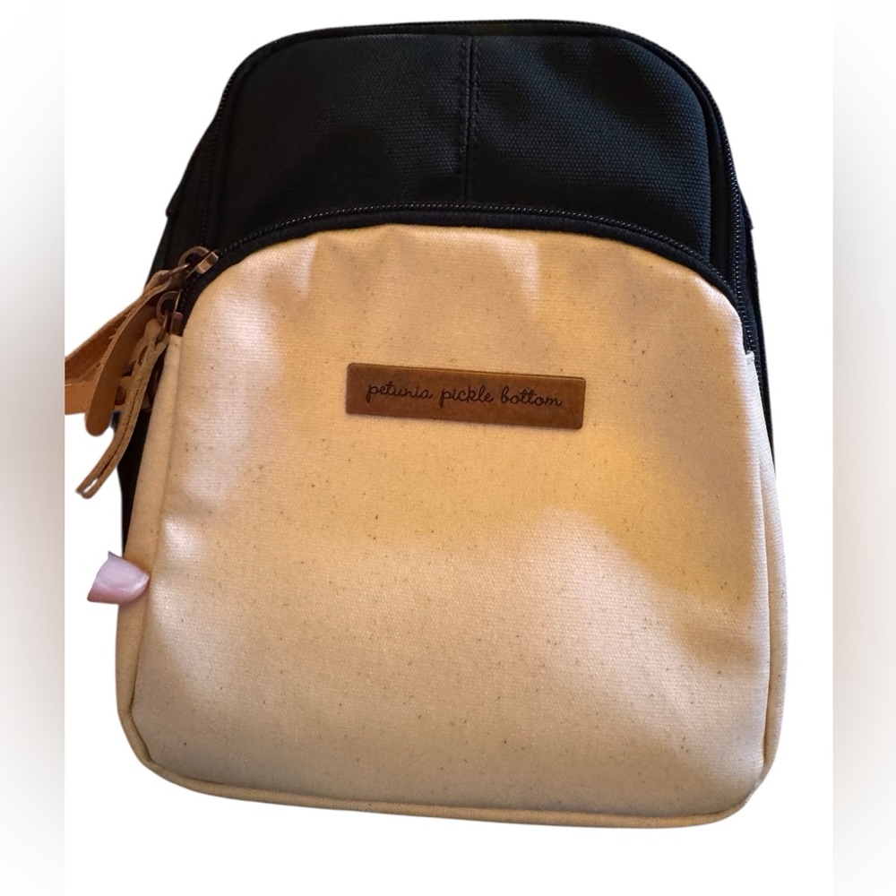 Petunia Pickle Bottom Birch Black Criss-Cross Sling Bag